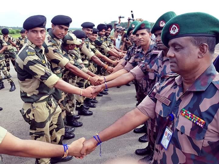 On Friendship Day India-Bagladesh Border Security Forces Shook Hands On ...